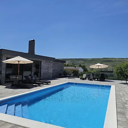 别墅 Vukas 莫斯塔尔