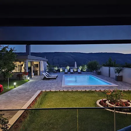 别墅 Vukas 莫斯塔尔