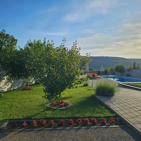 Vukas Villa